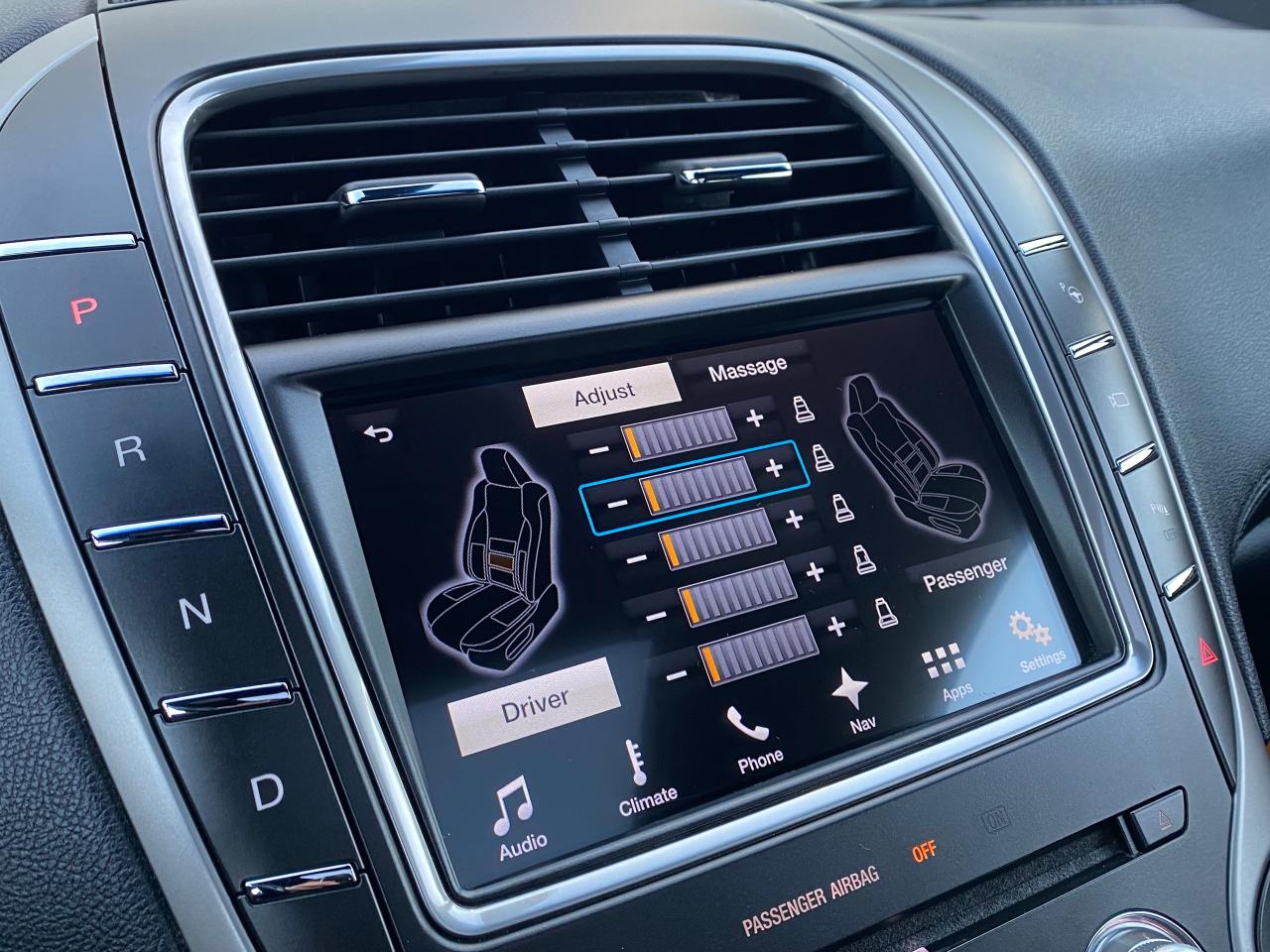 2016 Lincoln MKX RESERVE-AWD-NAV-360 CAM-PANO ROOF-1 OWNER - Photo #26