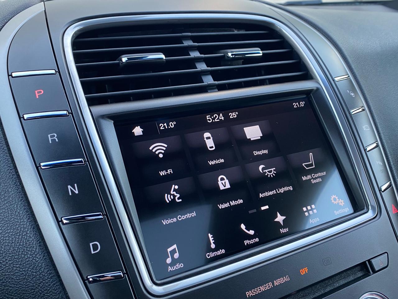 2016 Lincoln MKX RESERVE-AWD-NAV-360 CAM-PANO ROOF-1 OWNER - Photo #29