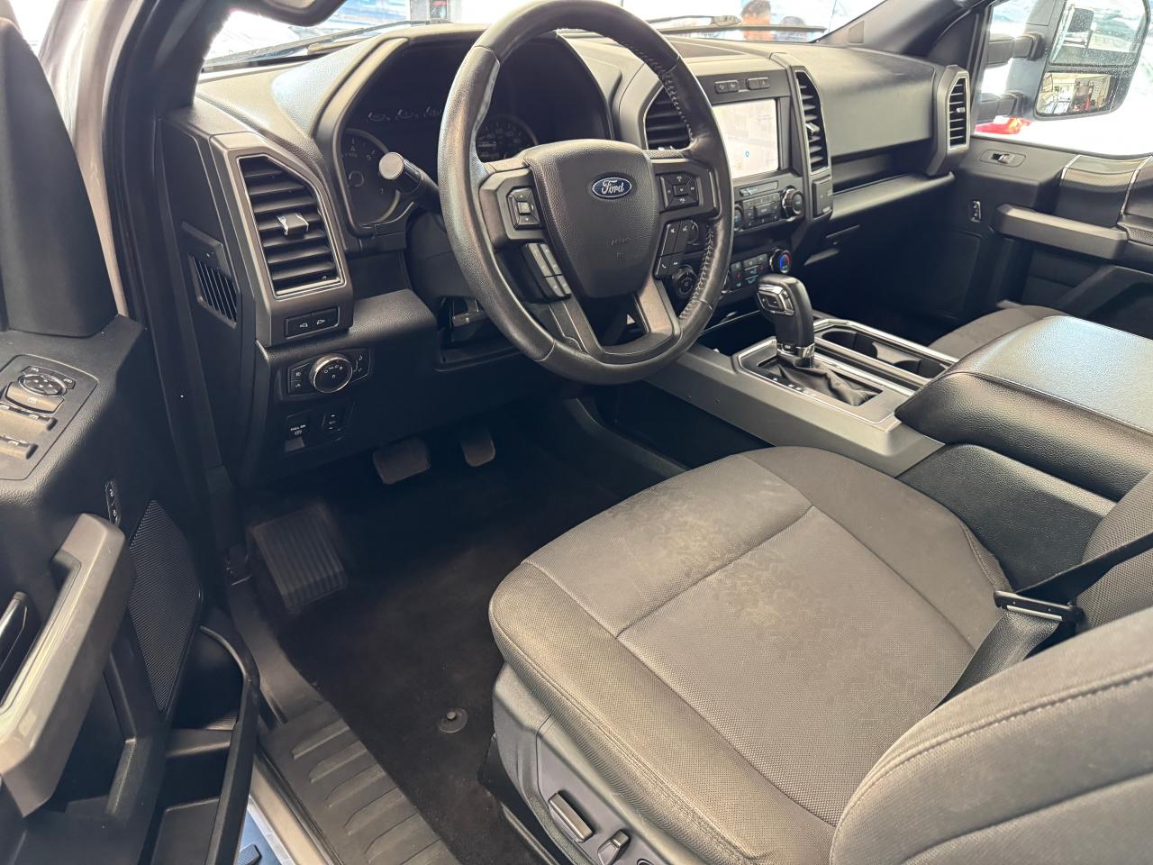2019 Ford F-150 XLT 4WD SuperCrew 6.5' Box+New Tires+Brakes Photo19