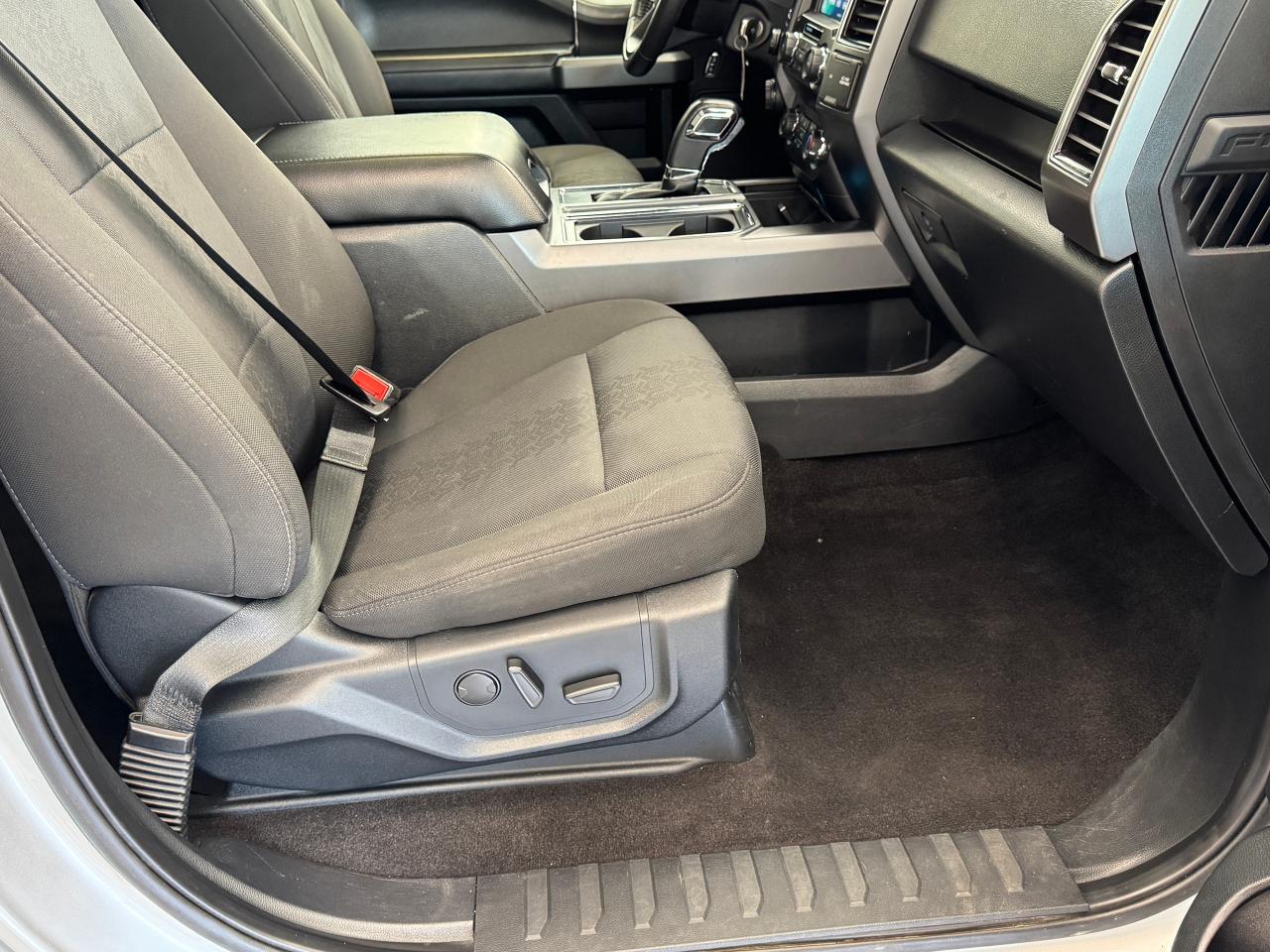 2019 Ford F-150 XLT 4WD SuperCrew 6.5' Box+New Tires+Brakes Photo23