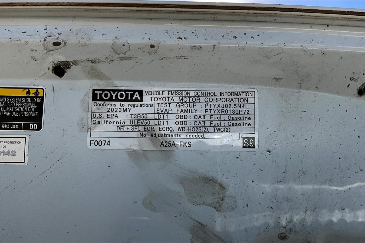 2023 Toyota RAV4 LE Photo