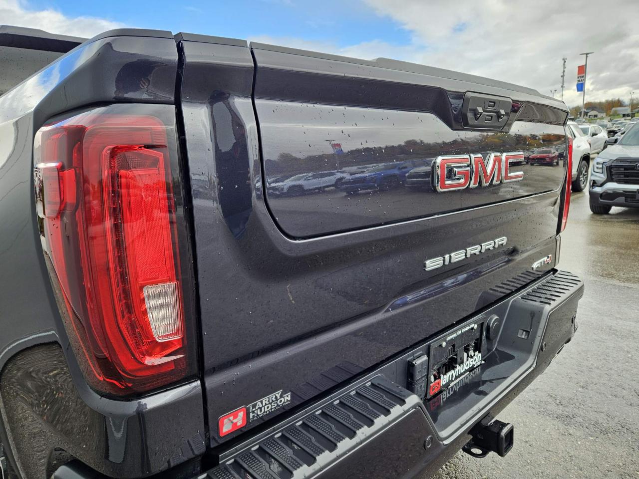 2024 GMC Sierra 1500 AT4 One Owner | Premium | Sunroof | Technology Package | 20" Wheels Photo