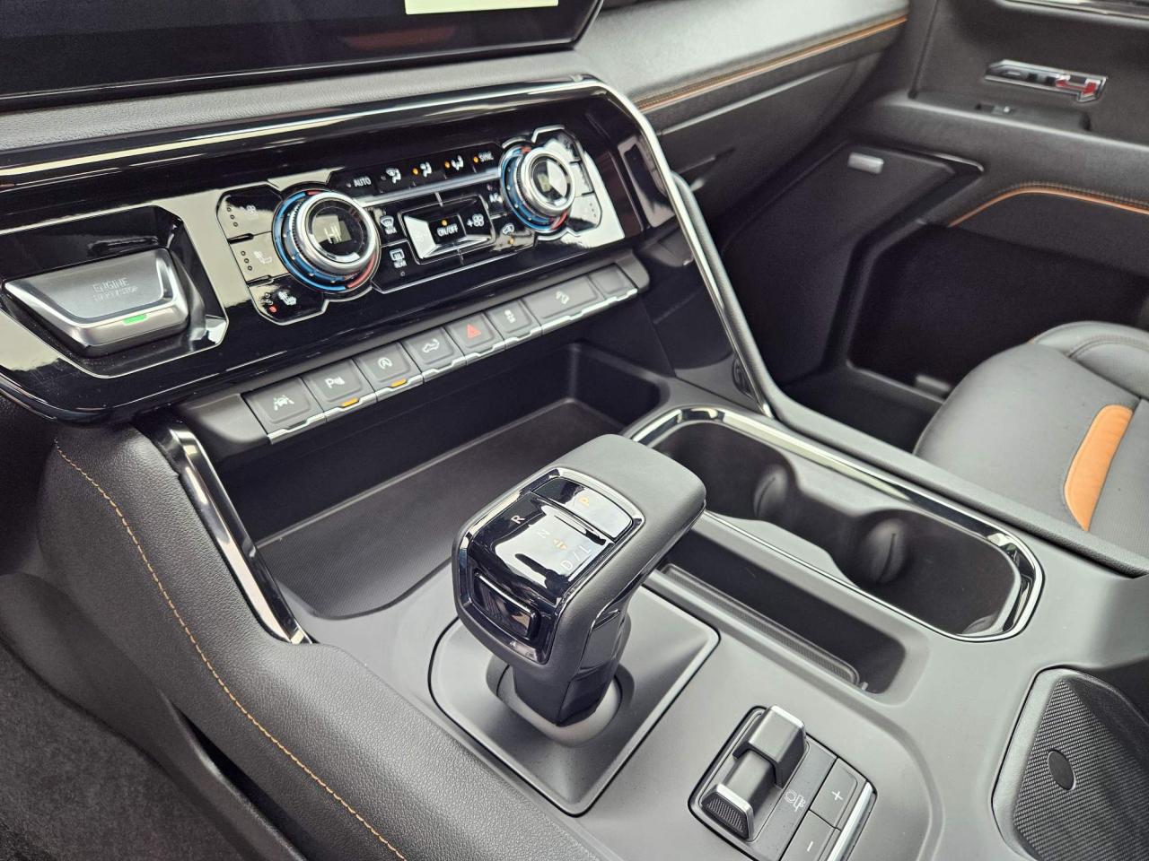 2024 GMC Sierra 1500 AT4 One Owner | Premium | Sunroof | Technology Package | 20" Wheels Photo