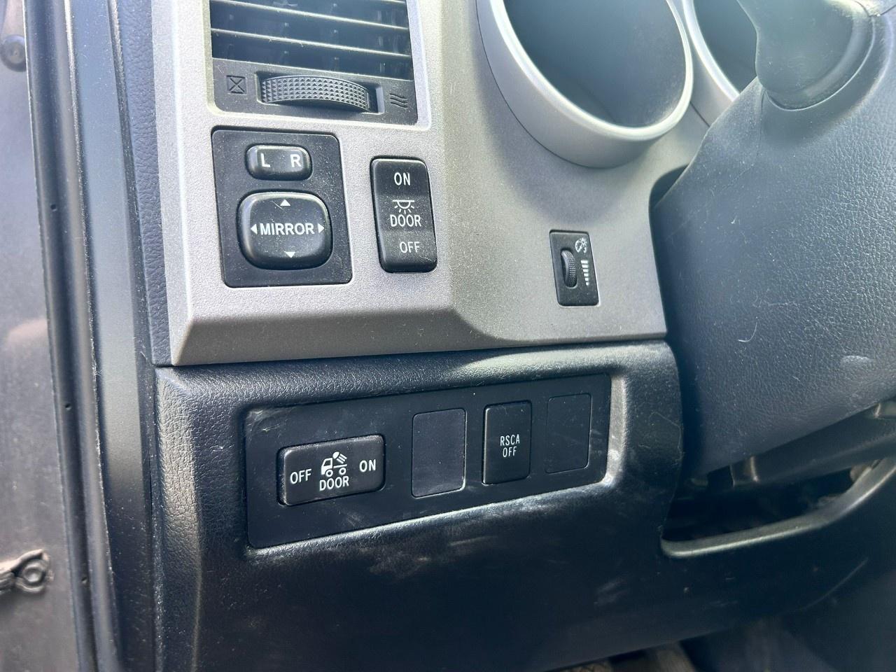 2013 Toyota Tundra  Photo