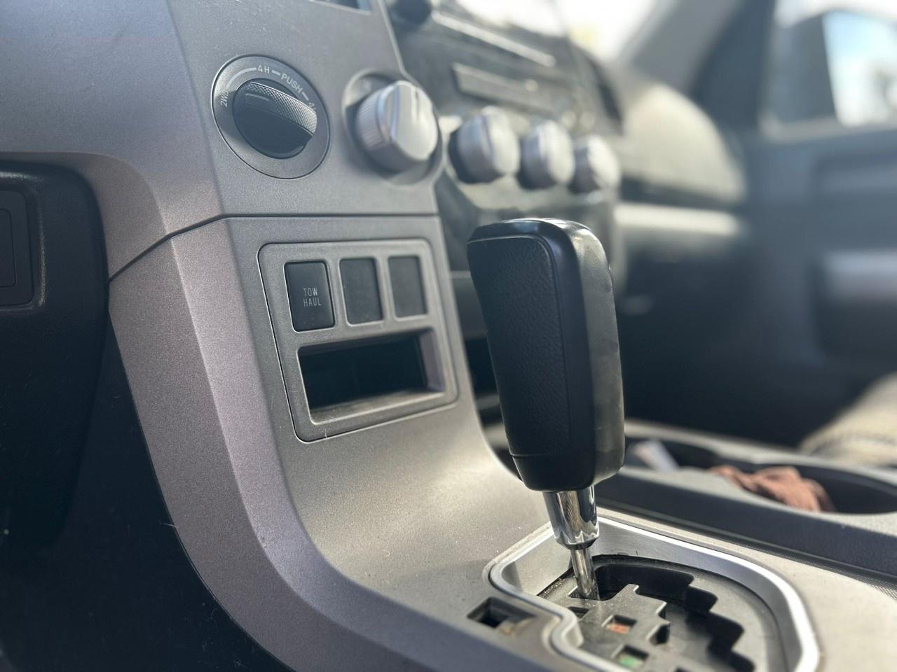 2013 Toyota Tundra  Photo