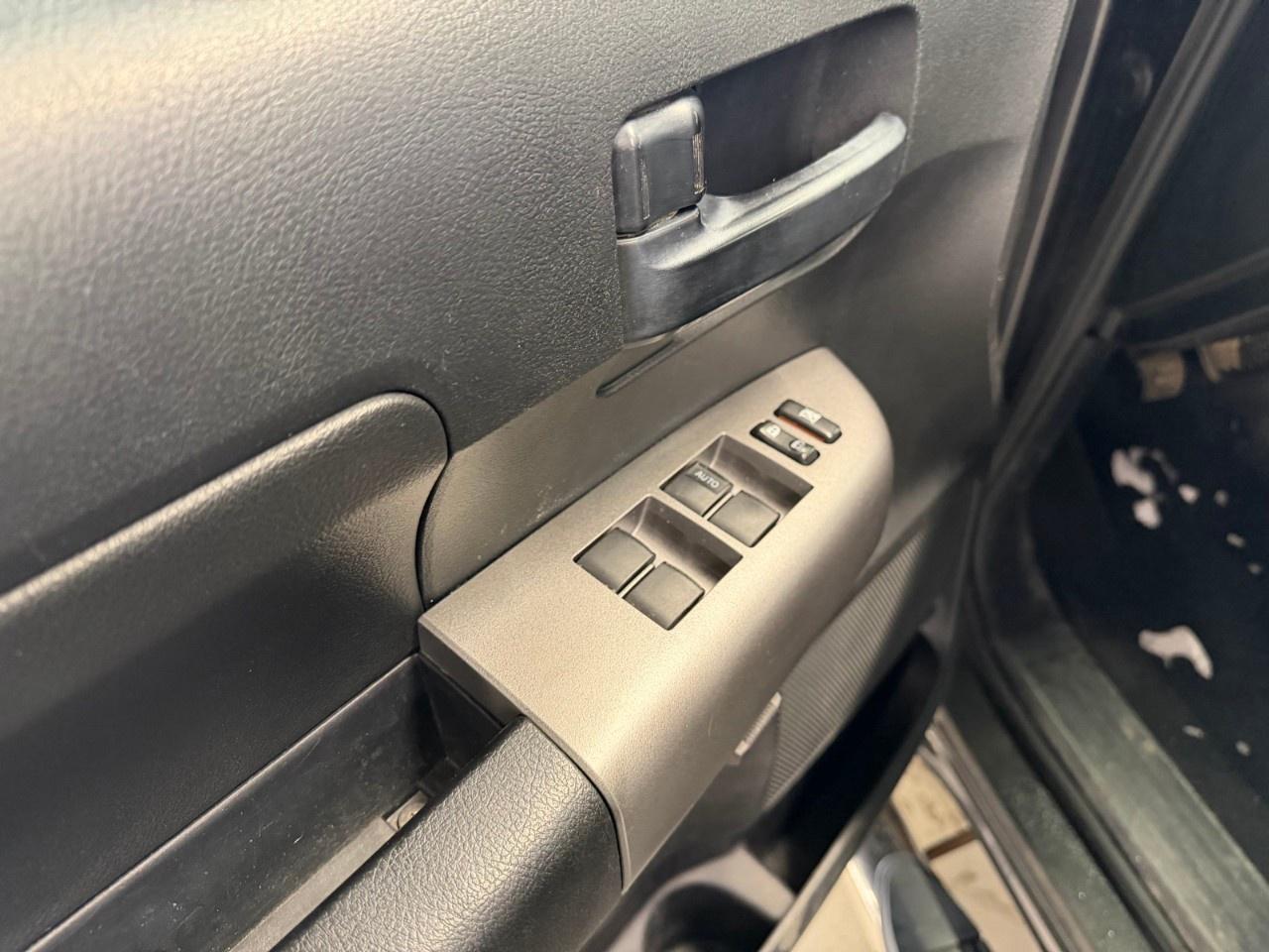 2013 Toyota Tundra  Photo