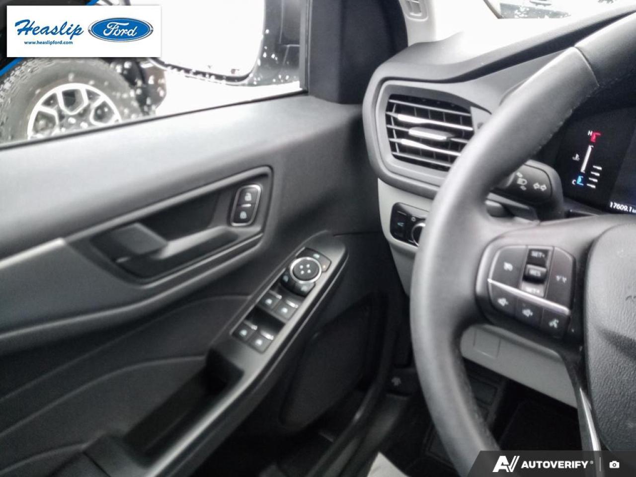2023 Ford Escape Active Photo5