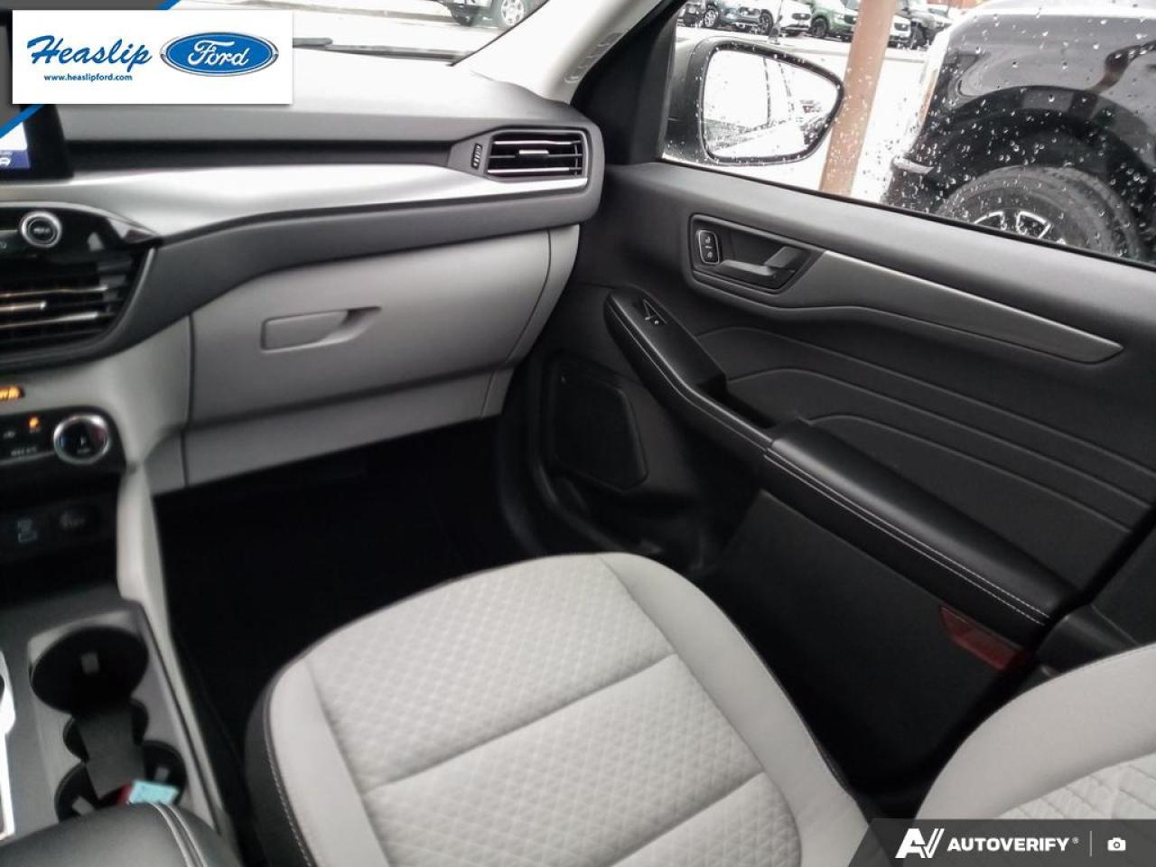 2023 Ford Escape Active Photo5