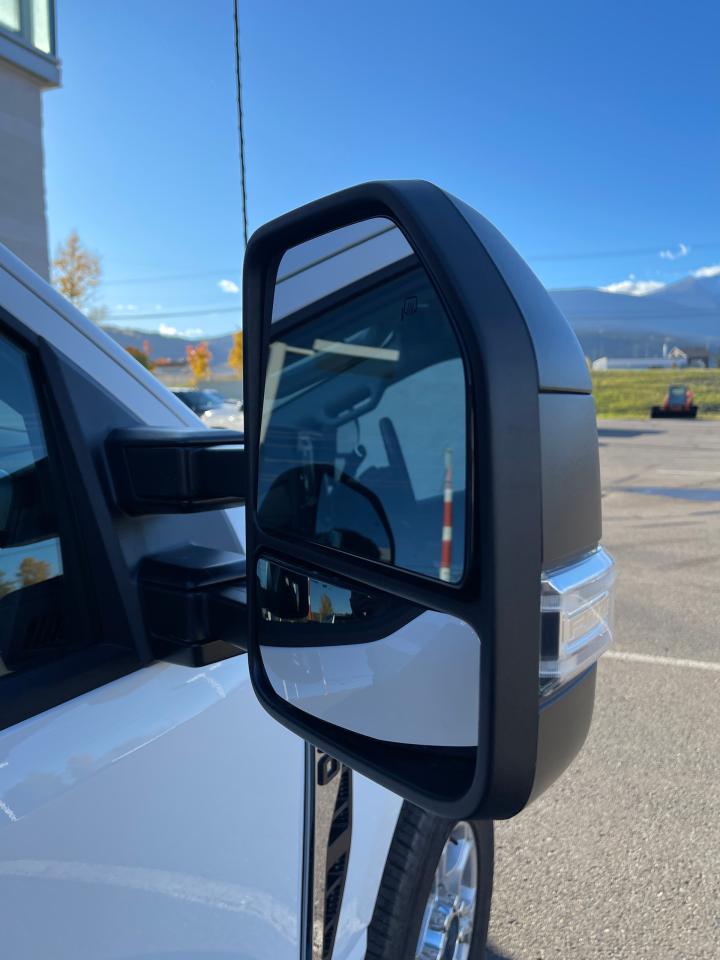 2025 Ford F-350 Super Duty SRW XLT Photo