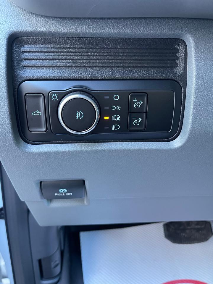 2025 Ford F-350 Super Duty SRW XLT Photo