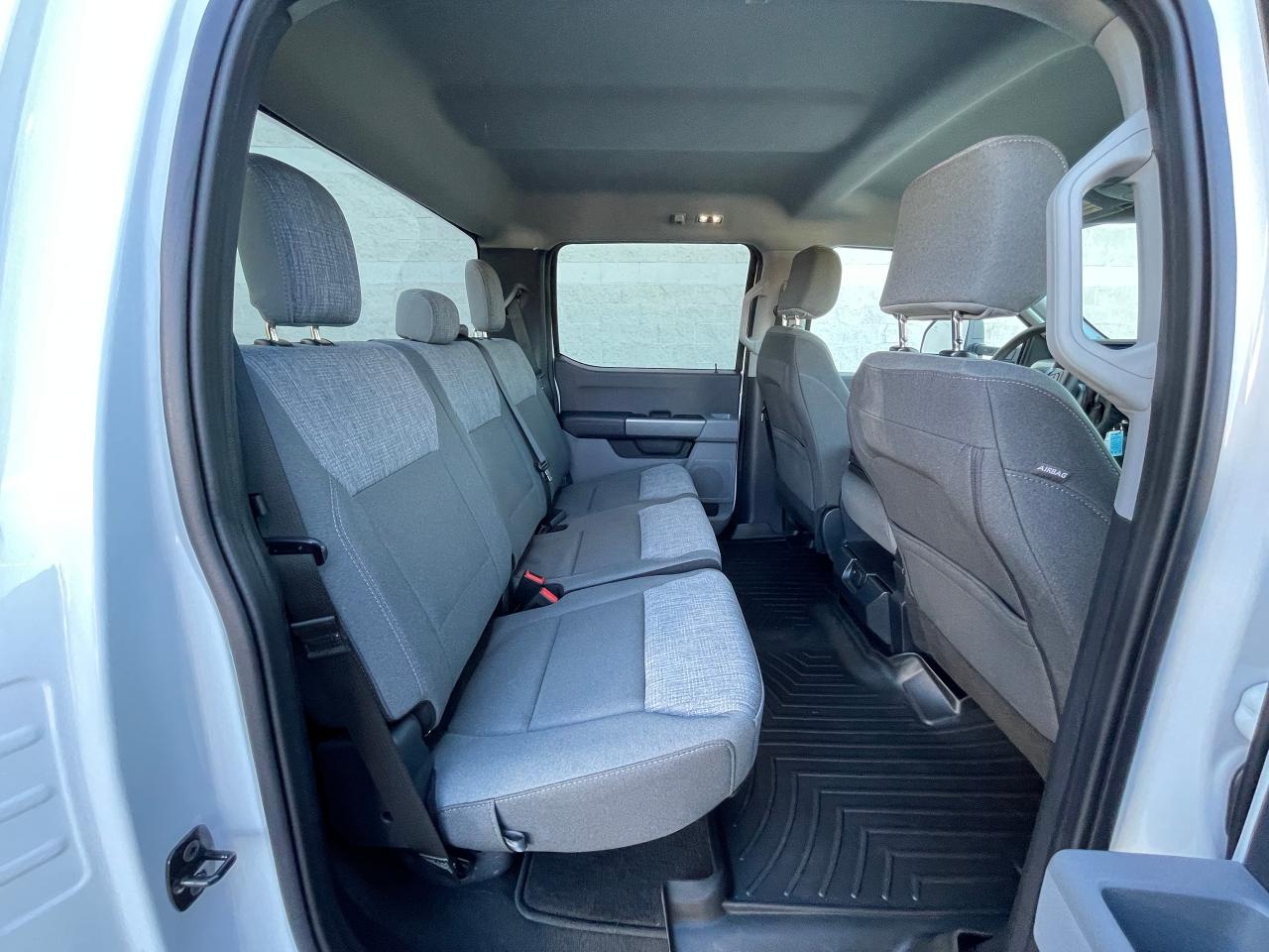 2025 Ford F-350 Super Duty SRW XLT Photo