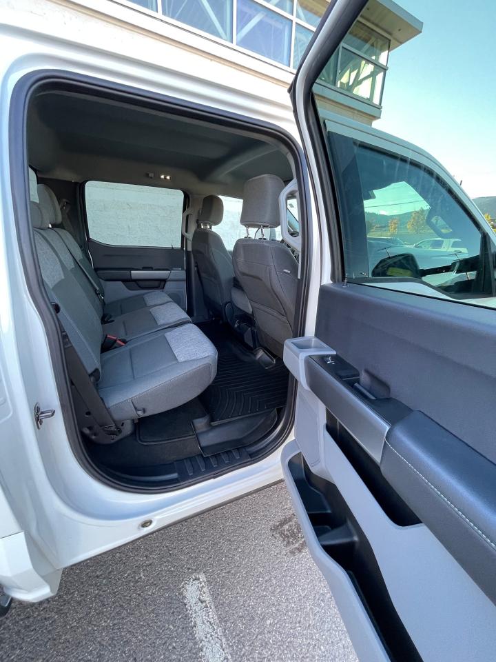2025 Ford F-350 Super Duty SRW XLT Photo