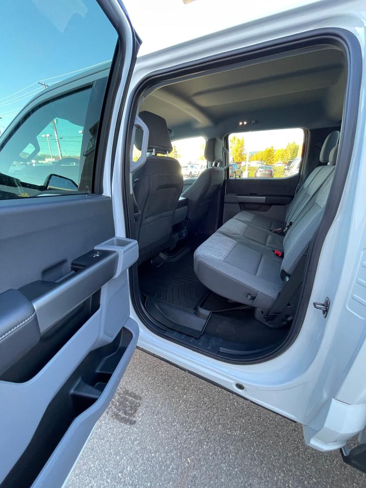 2025 Ford F-350 Super Duty SRW XLT Photo