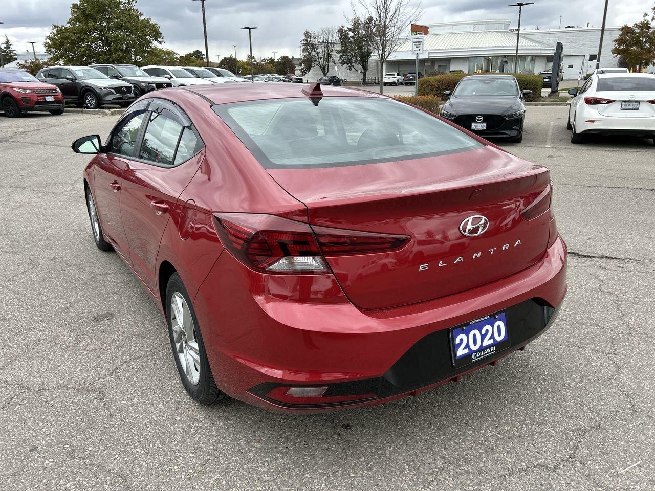2020 Hyundai Elantra GT Preferred AT Photo