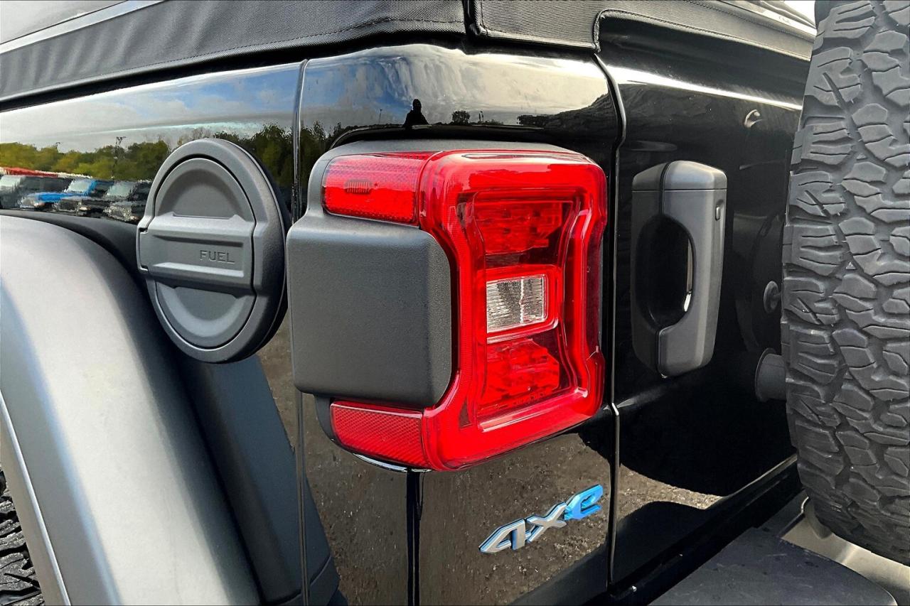 2023 Jeep Wrangler 4xe Rubicon PHEV | Cold Weather | Tow Pkg | 4X4 Photo