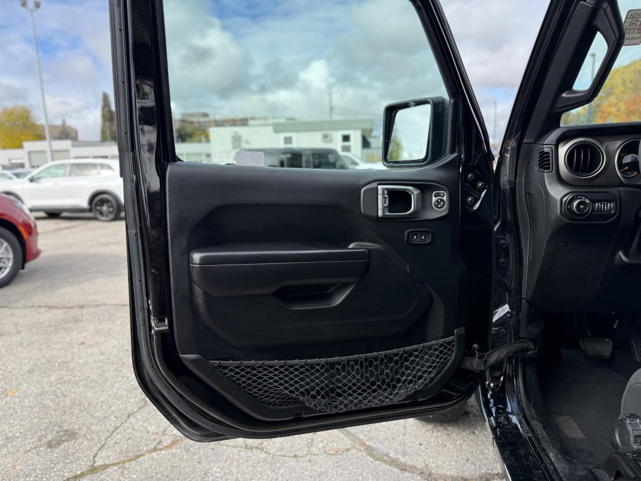 2019 Jeep Wrangler Unlimited Sport S 4x4 | BLUETOOTH | HEATED SEATS | Photo