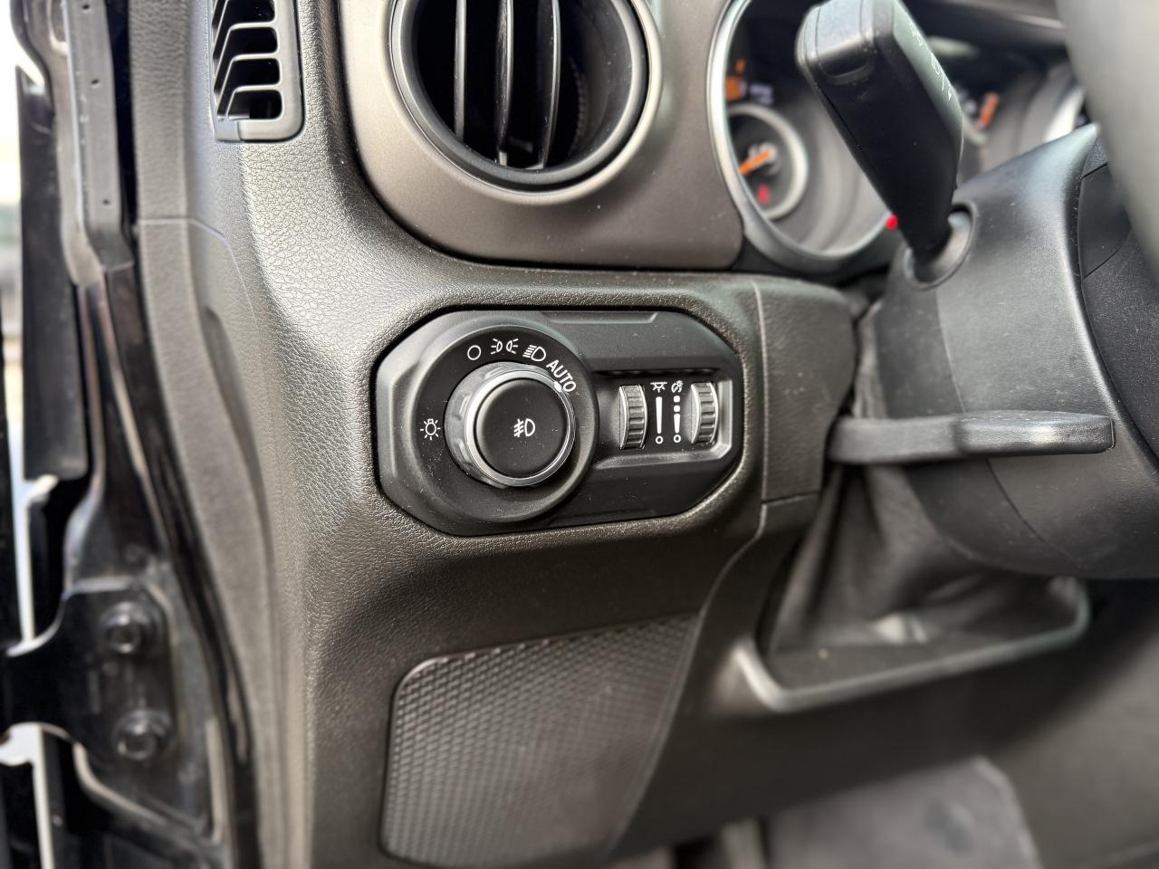 2019 Jeep Wrangler Unlimited Sport S 4x4 | BLUETOOTH | HEATED SEATS | Photo