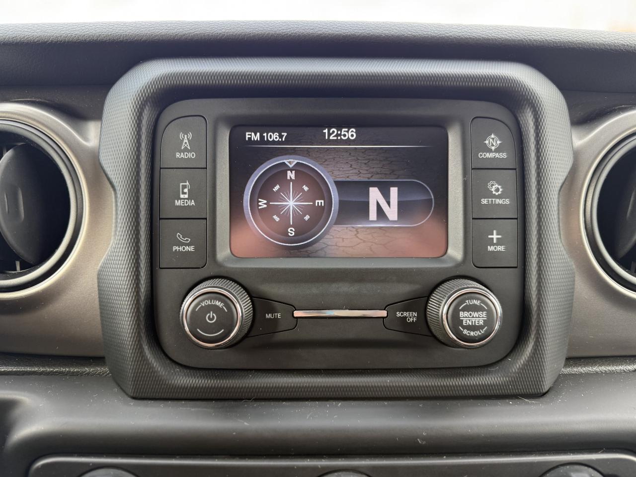 2019 Jeep Wrangler Unlimited Sport S 4x4 | BLUETOOTH | HEATED SEATS | Photo