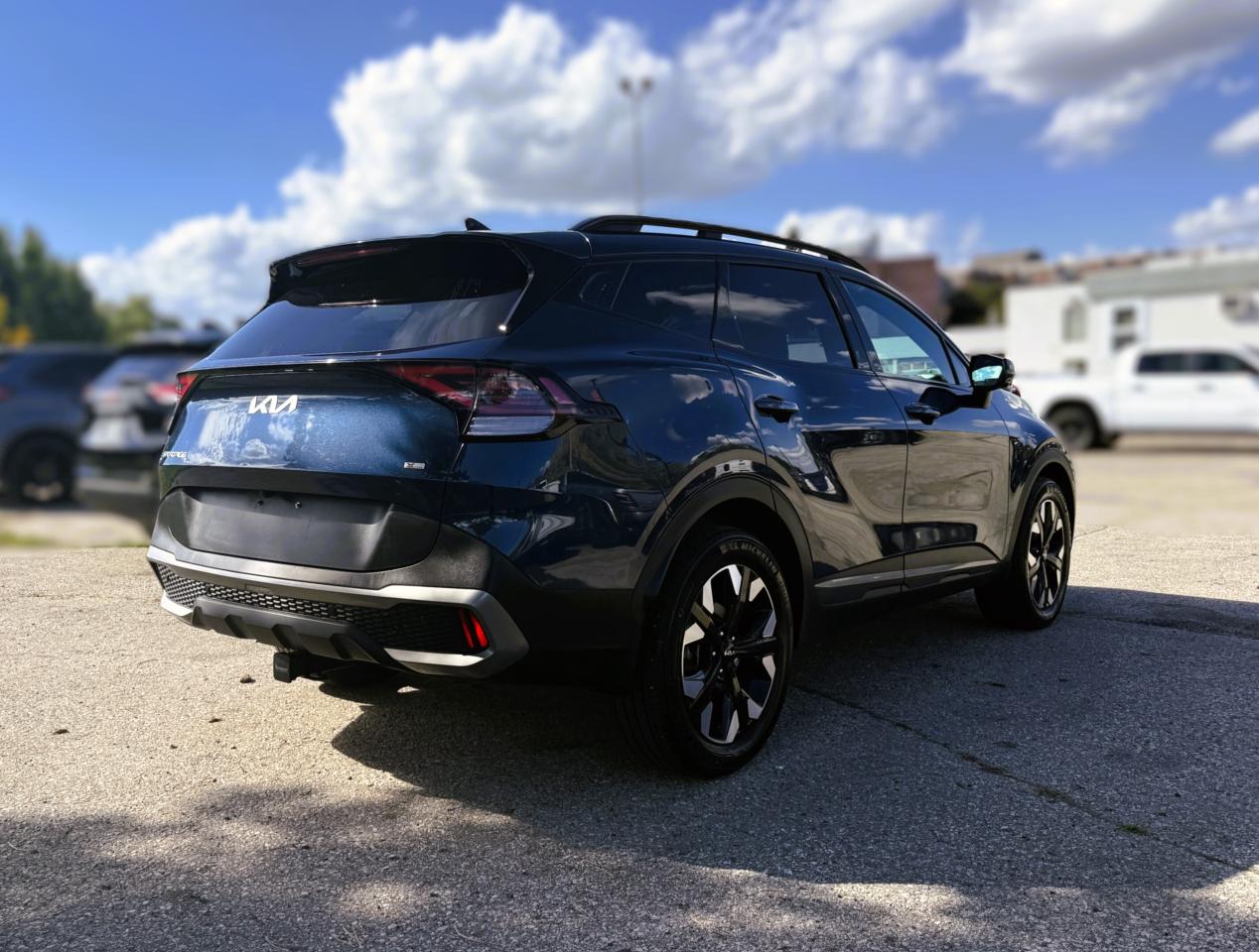 2023 Kia Sportage X-Line Limited AWD w-Black Interior | REMOTE START Photo