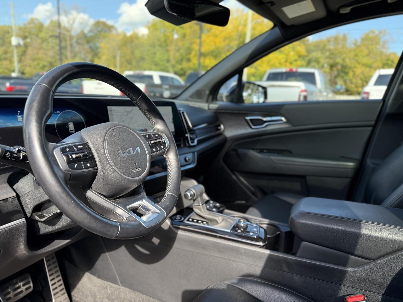 2023 Kia Sportage X-Line Limited AWD w-Black Interior | REMOTE START Photo