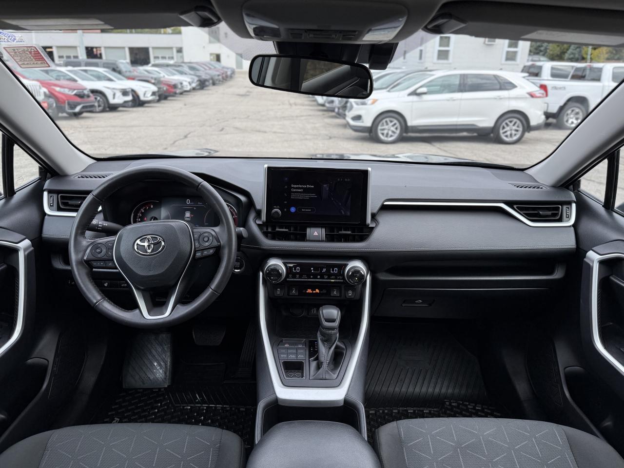 2023 Toyota RAV4 XLE AWD | SUNROOF | HEATED SEATS | LANE KEEP | Photo