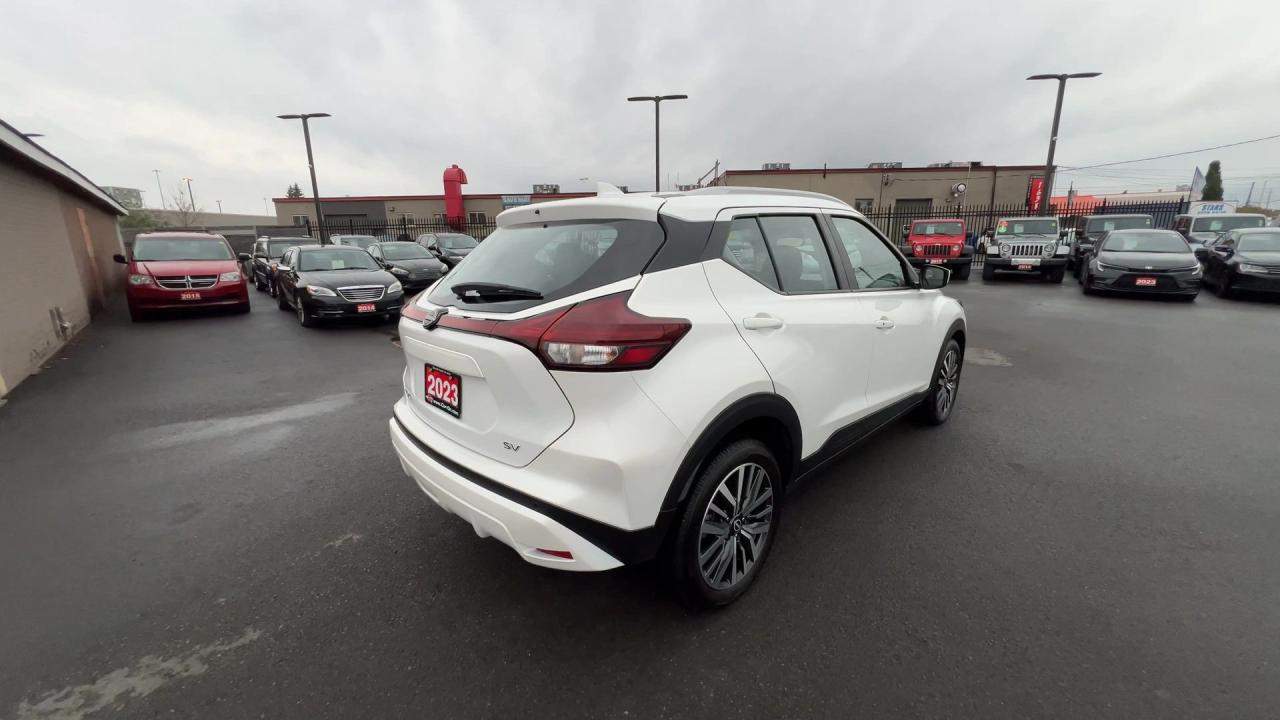 2023 Nissan Kicks SV  | CARPLAY | 17IN ALLOYS | ADAPT. CRUISE Photo