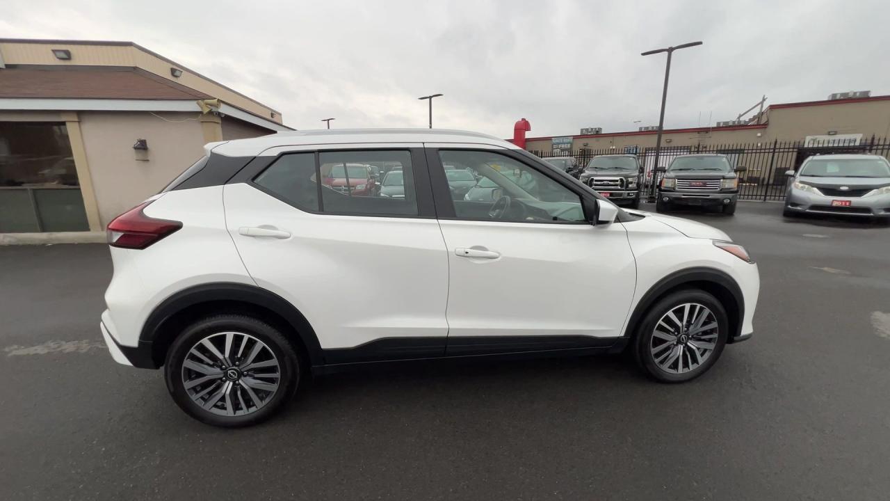 2023 Nissan Kicks SV  | CARPLAY | 17IN ALLOYS | ADAPT. CRUISE Photo