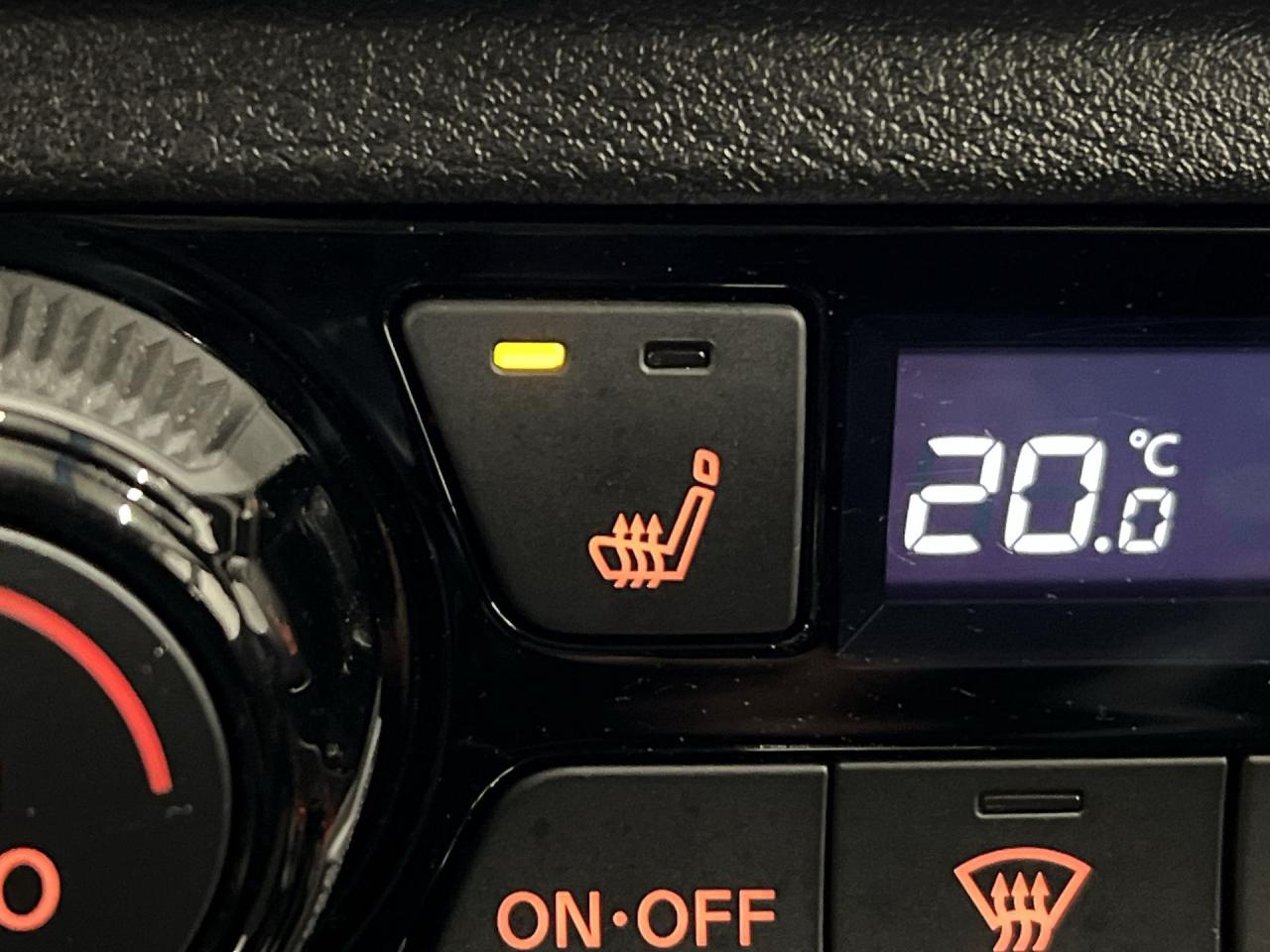 2023 Nissan Kicks SV  | CARPLAY | 17IN ALLOYS | ADAPT. CRUISE Photo