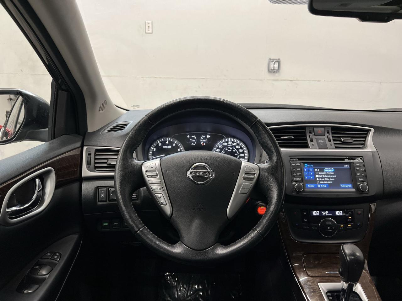 2015 Nissan Sentra SL | ONLY 42,000KMS!! | HTD LEATHER |SUNROOF | NAV Photo