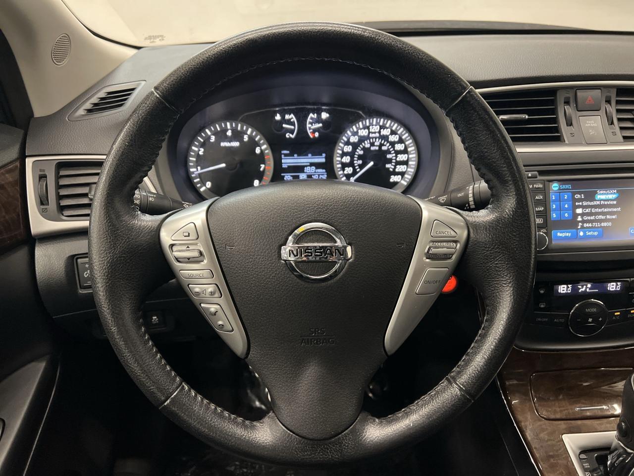 2015 Nissan Sentra SL | ONLY 42,000KMS!! | HTD LEATHER |SUNROOF | NAV Photo