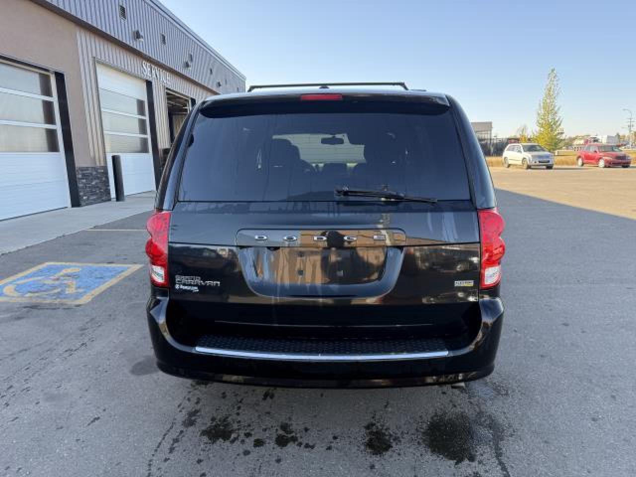 2017 Dodge Grand Caravan SE Plus - Photo #3