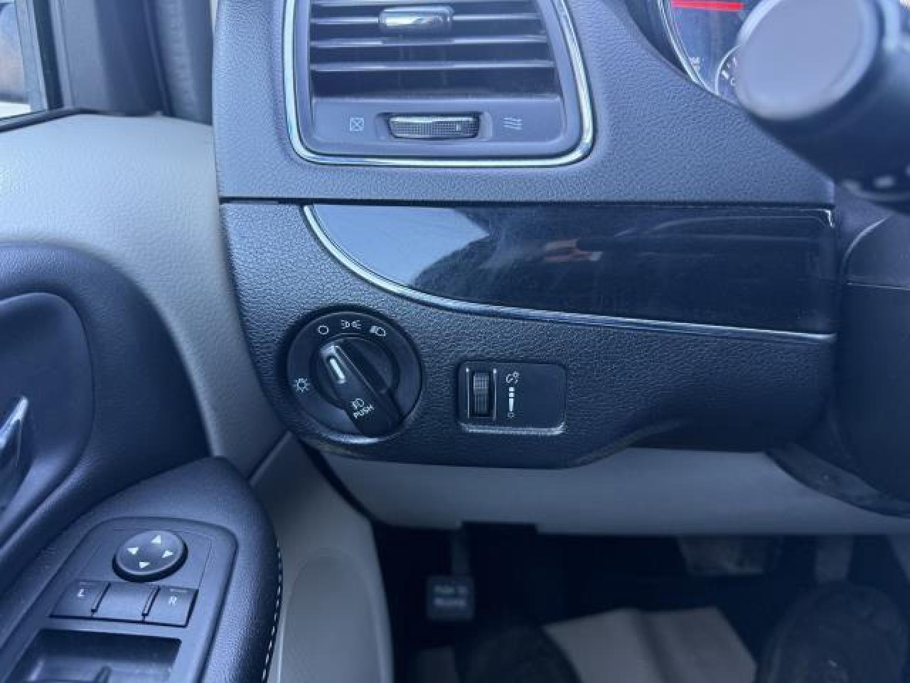 2017 Dodge Grand Caravan SE Plus - Photo #13