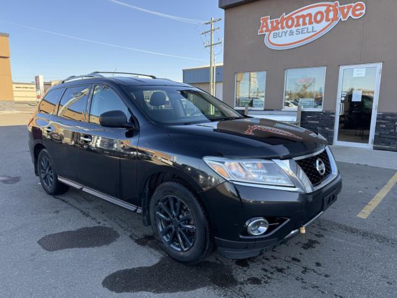 2015 Nissan Pathfinder SV 4WD - Photo #8