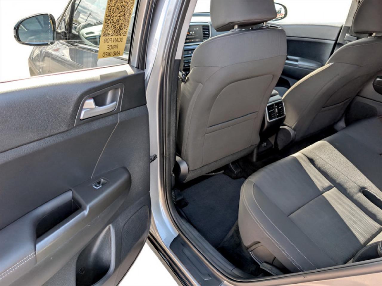 2022 Kia Sportage EX  **PANO ROOF - HTD SW** Photo