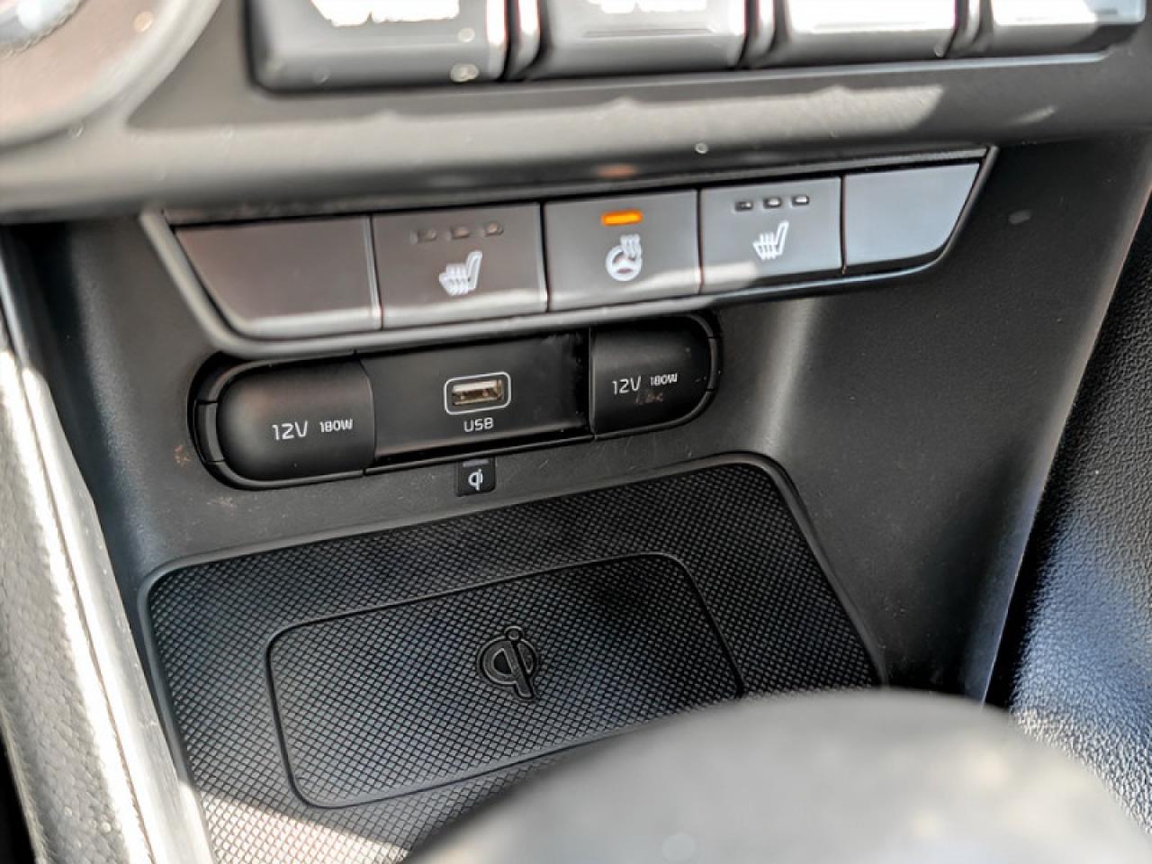 2022 Kia Sportage EX  **PANO ROOF - HTD SW** Photo