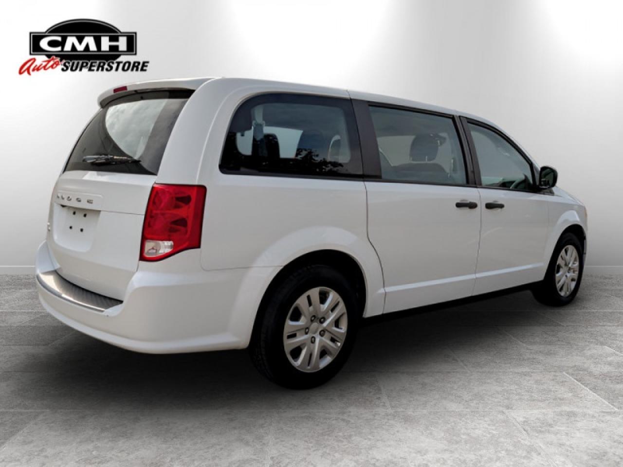 2019 Dodge Grand Caravan SE  **18 SERVICE RECS. - UCONNECT** Photo