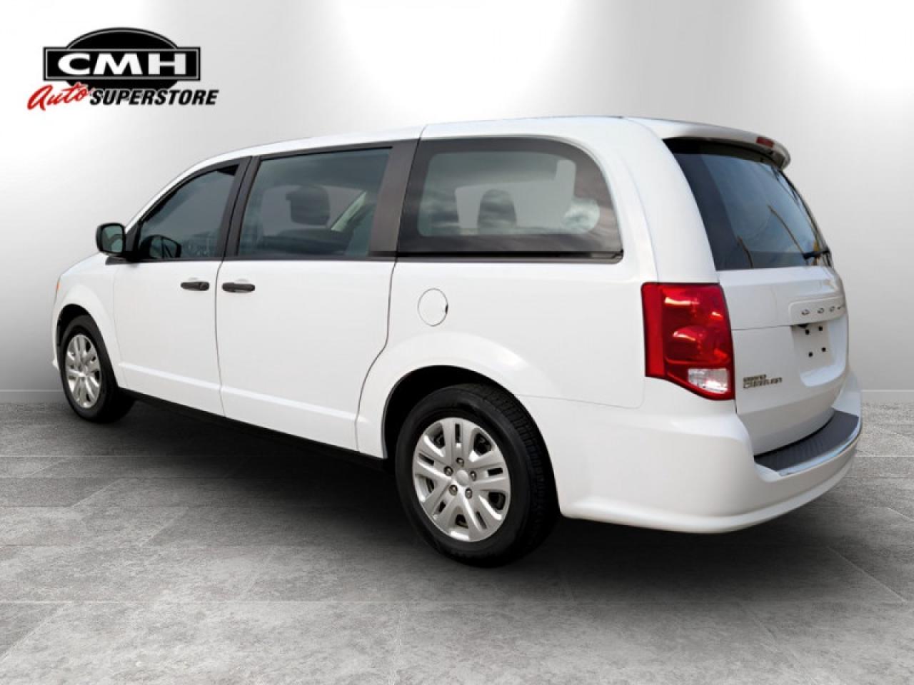 2019 Dodge Grand Caravan SE  **18 SERVICE RECS. - UCONNECT** Photo2