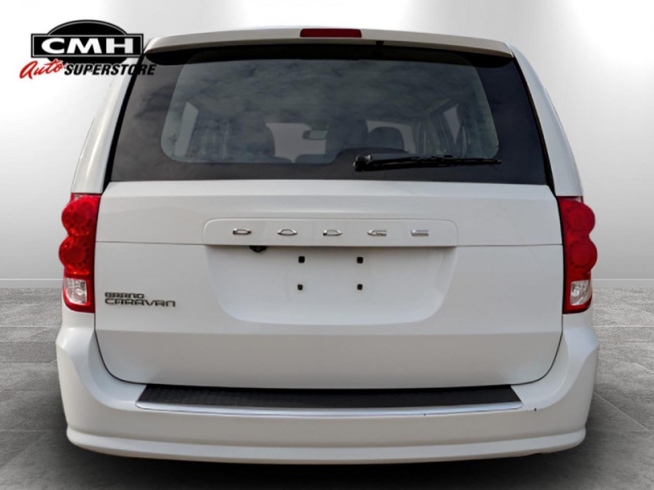 2019 Dodge Grand Caravan SE  **18 SERVICE RECS. - UCONNECT** Photo