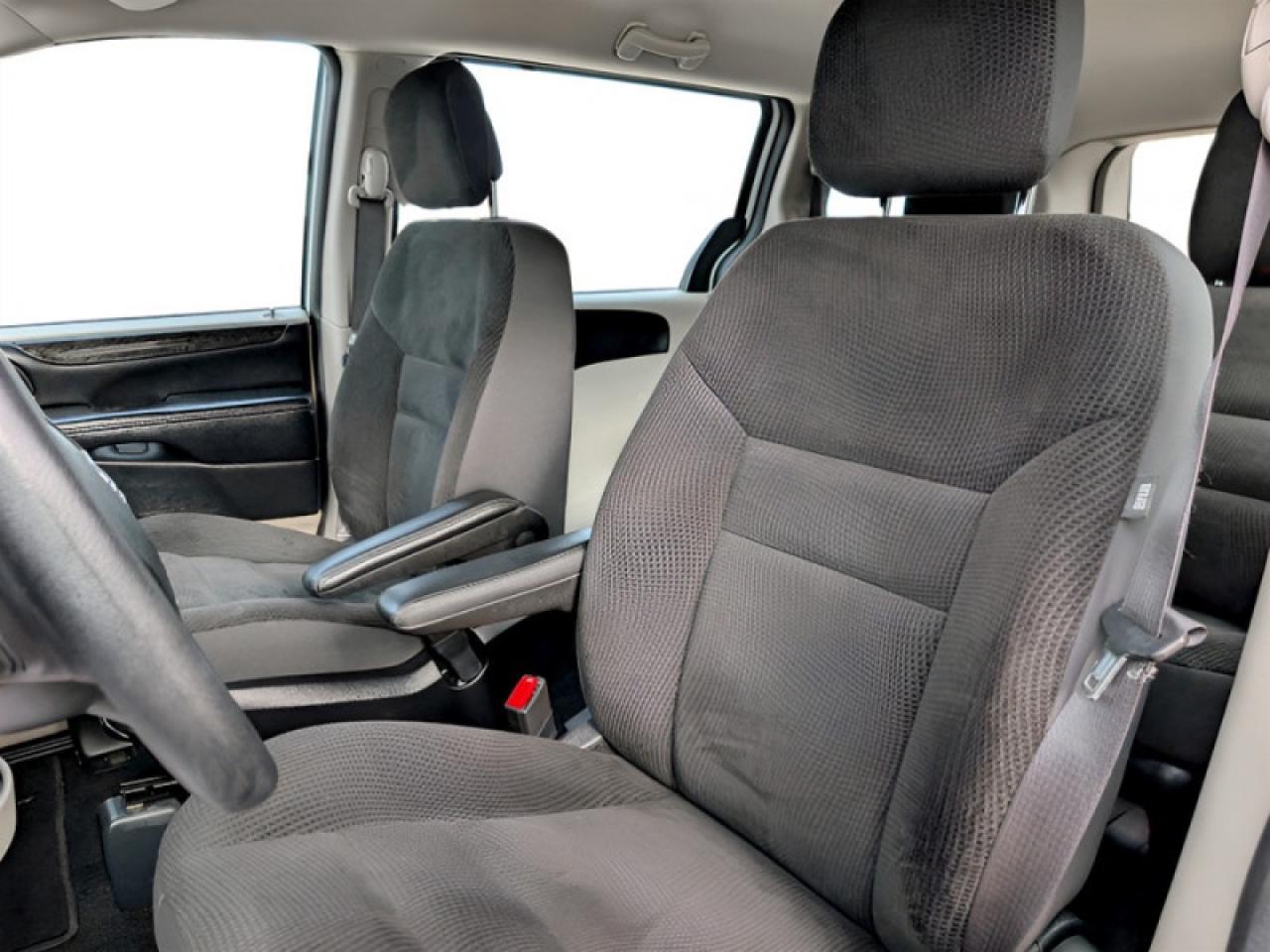 2019 Dodge Grand Caravan SE  **18 SERVICE RECS. - UCONNECT** Photo