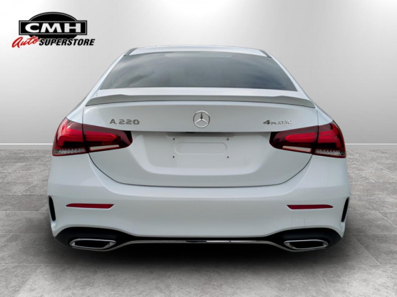 2020 Mercedes-Benz A A 220 4MATIC®  **AMG WHEELS - LOW KMS* Photo