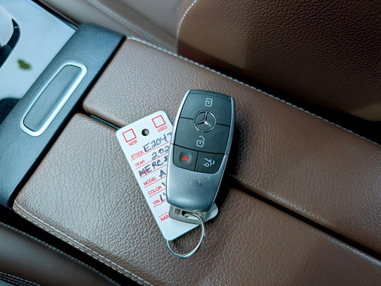 2020 Mercedes-Benz A A 220 4MATIC®  **AMG WHEELS - LOW KMS* Photo