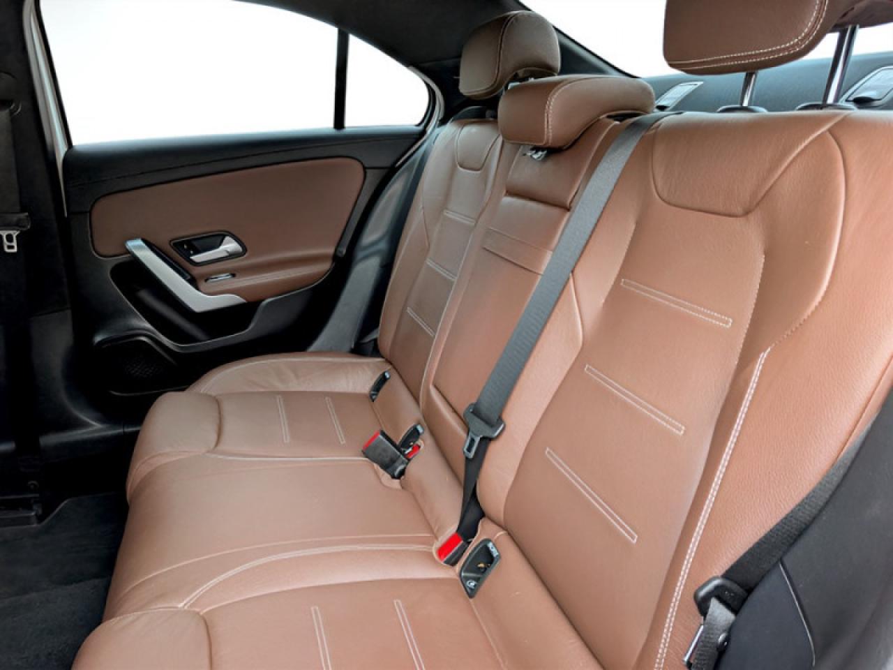 2020 Mercedes-Benz A A 220 4MATIC®  **AMG WHEELS - LOW KMS* Photo