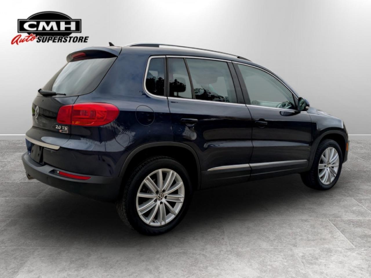 2017 Volkswagen Tiguan Comfortline  **LOW KMS - TECH PKG** Photo4