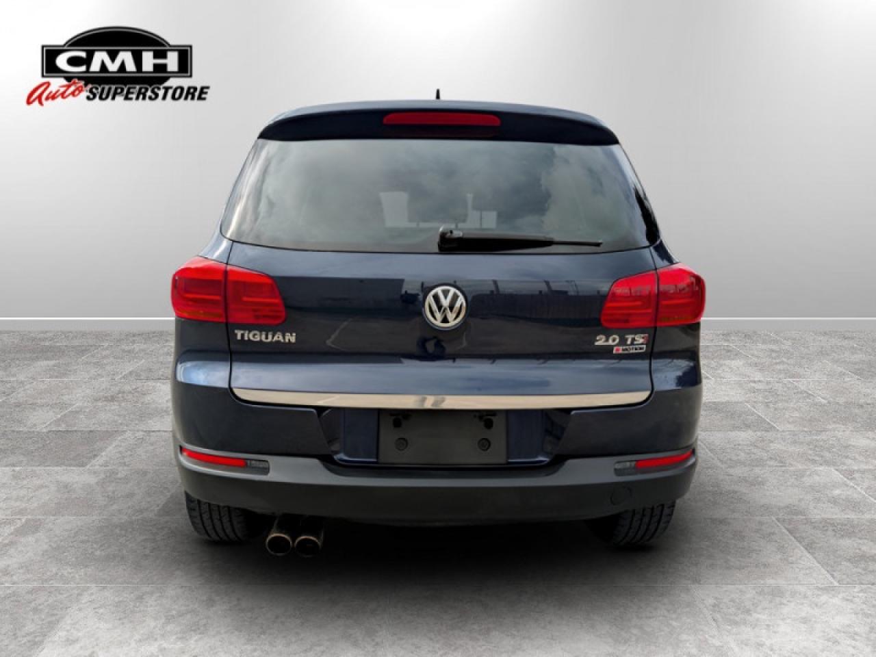 2017 Volkswagen Tiguan Comfortline  **LOW KMS - TECH PKG** Photo3