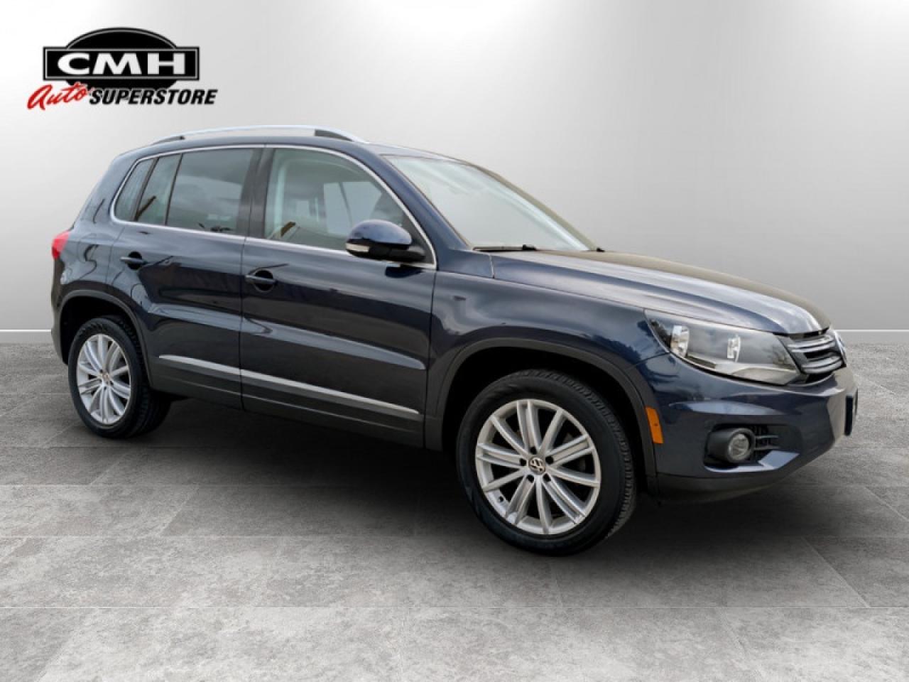 2017 Volkswagen Tiguan Comfortline  **LOW KMS - TECH PKG** Photo