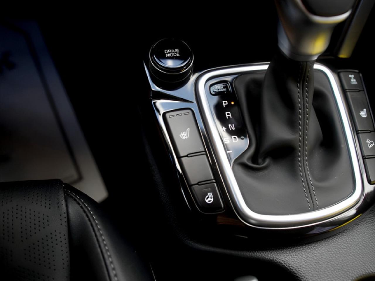 2025 Kia Seltos EX  **ULTRA LOW KMS - ONE OWNER** Photo