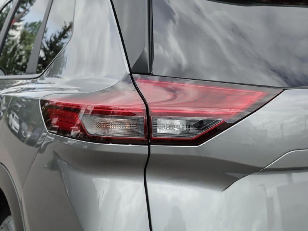 2026 Nissan Rogue SV Moonroof  - Sunroof -  Power Liftgate Photo