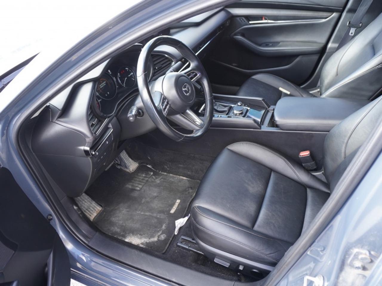 2022 Mazda MAZDA3 GS Photo