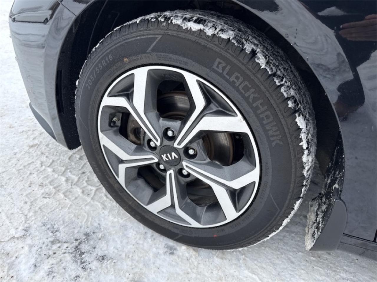 2020 Kia Forte EX  Brand New Brakes - $141 B/W Photo