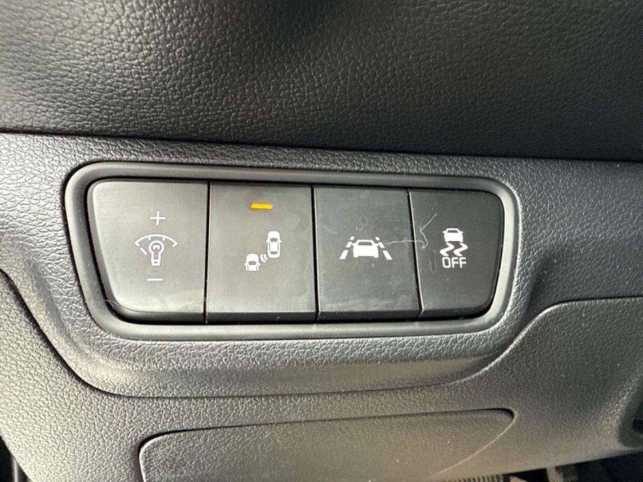 2020 Kia Forte EX  Brand New Brakes - $141 B/W Photo